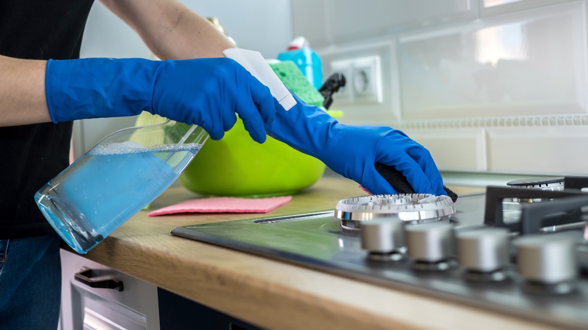 Step-by-Step Guide To Cleaning Gas Stove Burners, Without Chemicals