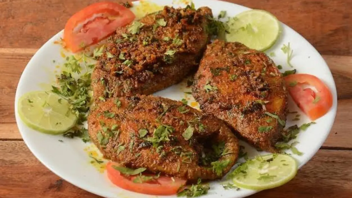 8 Durga Puja Special Street Foods You Cannot Miss