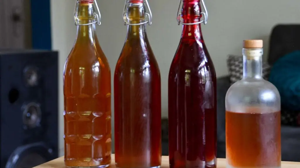 What Is Kombucha And How To Make It At Home