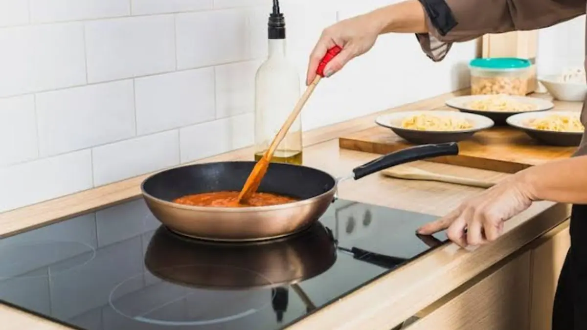 How Does An Induction Cooktop Work? Mechanism And Tips To Maintain Explained