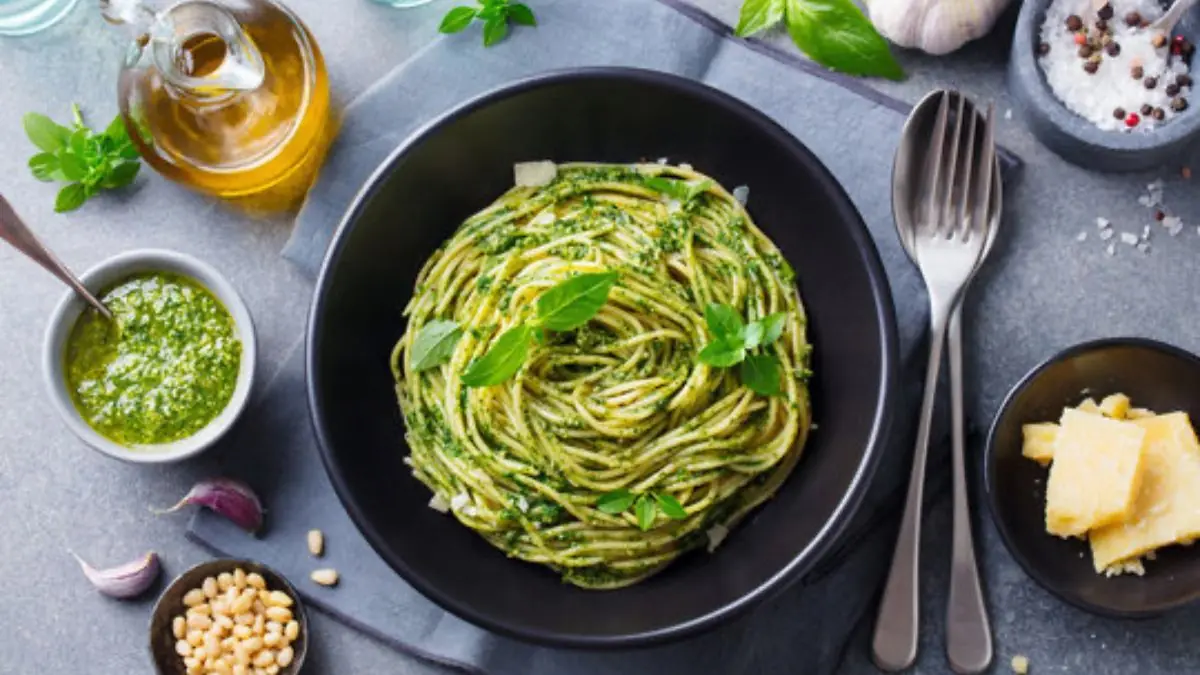 No-Cook Vegan Dishes You Can Make Without Turning On The Gas