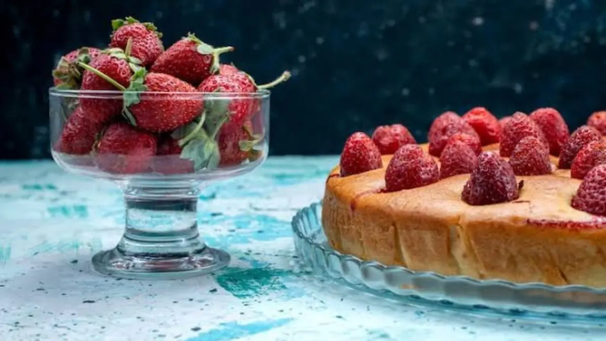 How To Make Cake In A Pressure Cooker: Tips And Recipe Inside